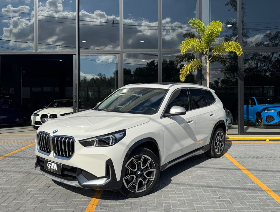 BMW X1 SDRIVE 20i X-Line 2.0 TB Aut.