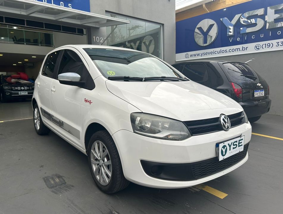 VolksWagen Fox Rock in Rio 1.6 Mi Total Flex 8V 5p