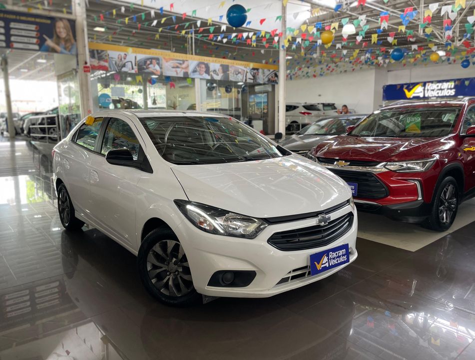 Chevrolet ONIX SEDAN Plus LT 1.0 12V Flex 4p Mec.