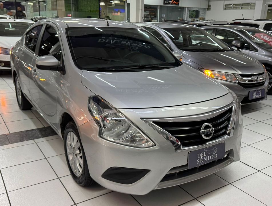Nissan VERSA SV 1.6 16V FlexStart 4p Aut.