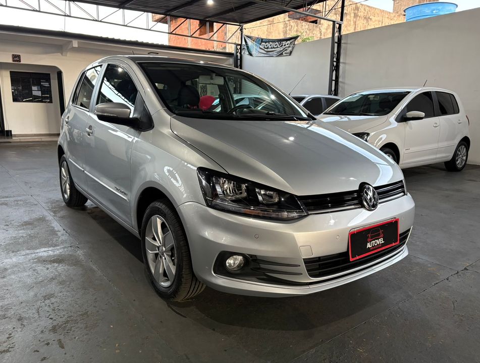 VolksWagen Fox Comfortline 1.6 Flex 8V 5p