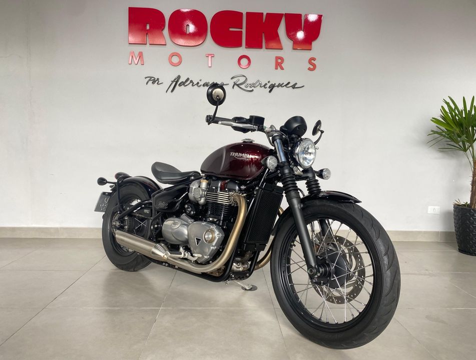 TRIUMPH BONNEVILLE BOBBER 1200cc