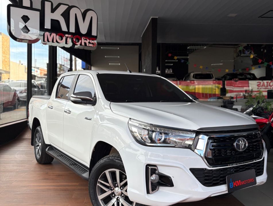 Toyota Hilux CD SRX 4x4 2.8 TDI 16V Diesel Aut.