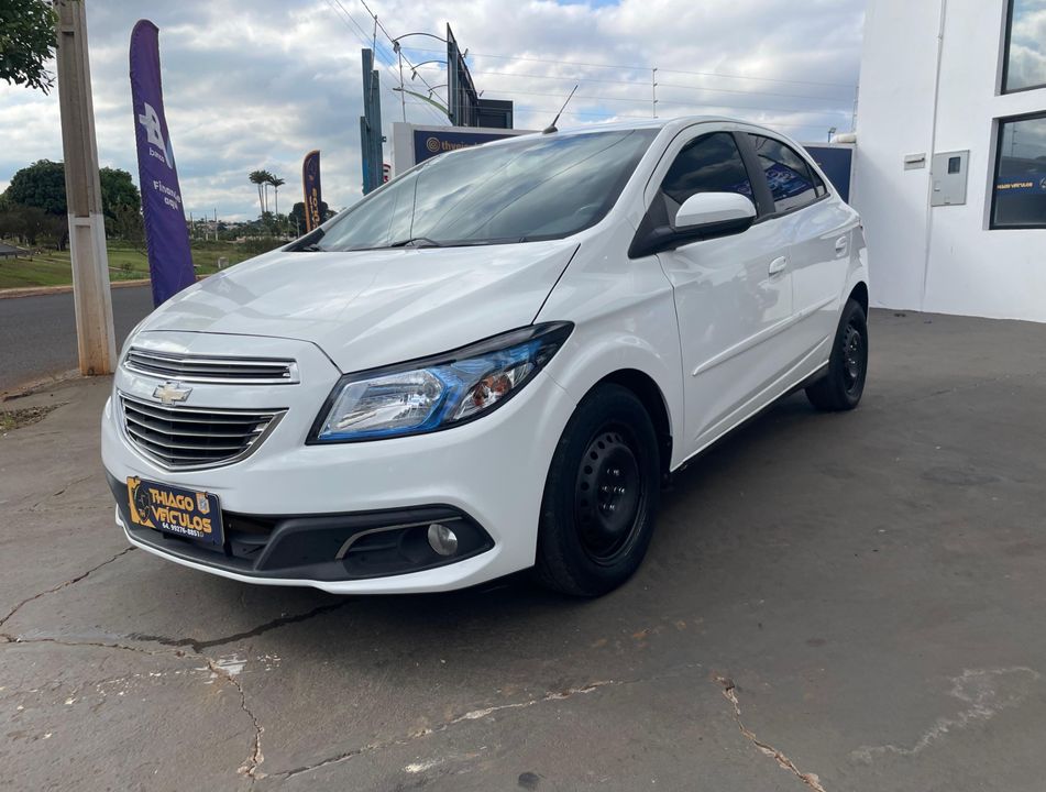 Chevrolet ONIX HATCH LT 1.4 8V FlexPower 5p Mec.