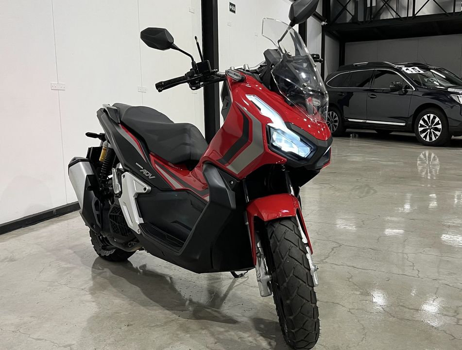 HONDA ADV 150
