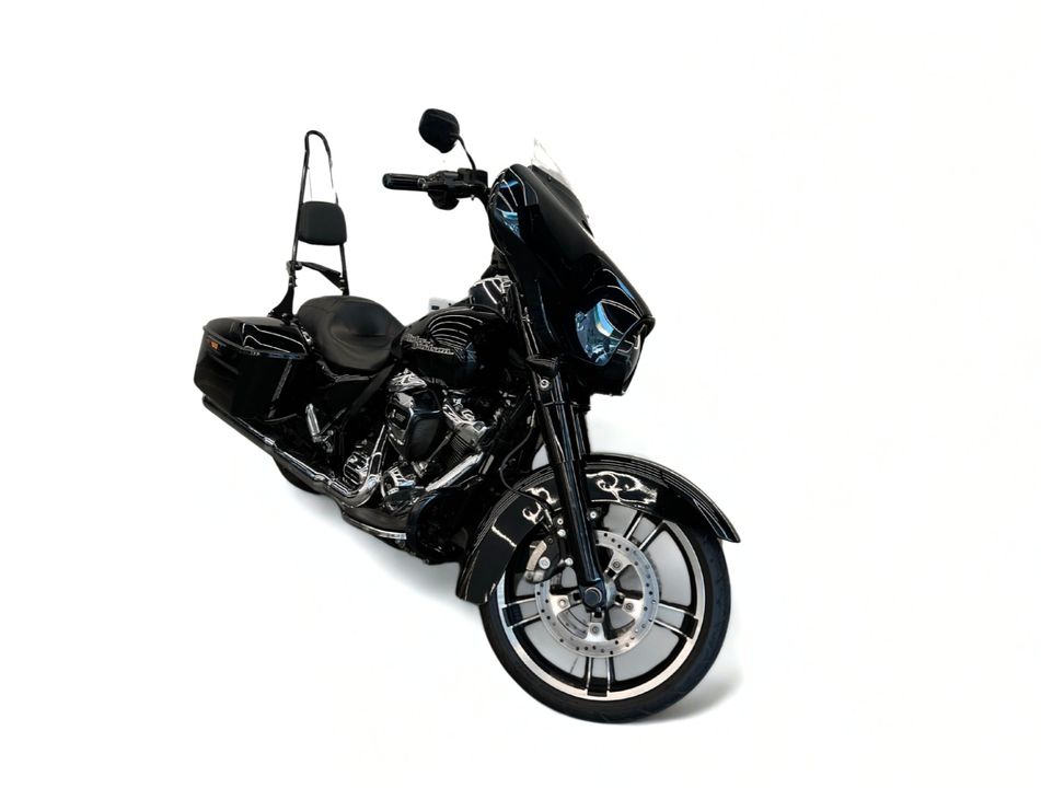 Harley STREET GLIDE SPECIAL FLHXS
