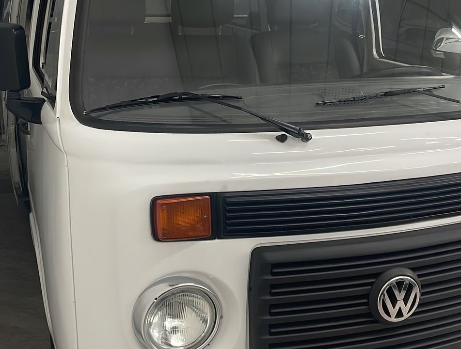 VolksWagen Kombi Furgão 1.4 Mi Total Flex 8V