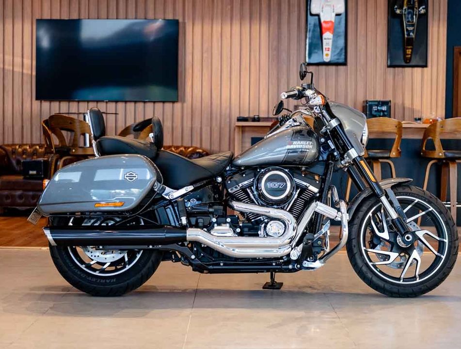 Harley SOFTAIL SPORT GLIDE FLSB
