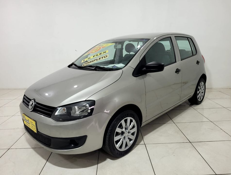 VolksWagen Fox 1.6 Mi Total Flex 8V 5p
