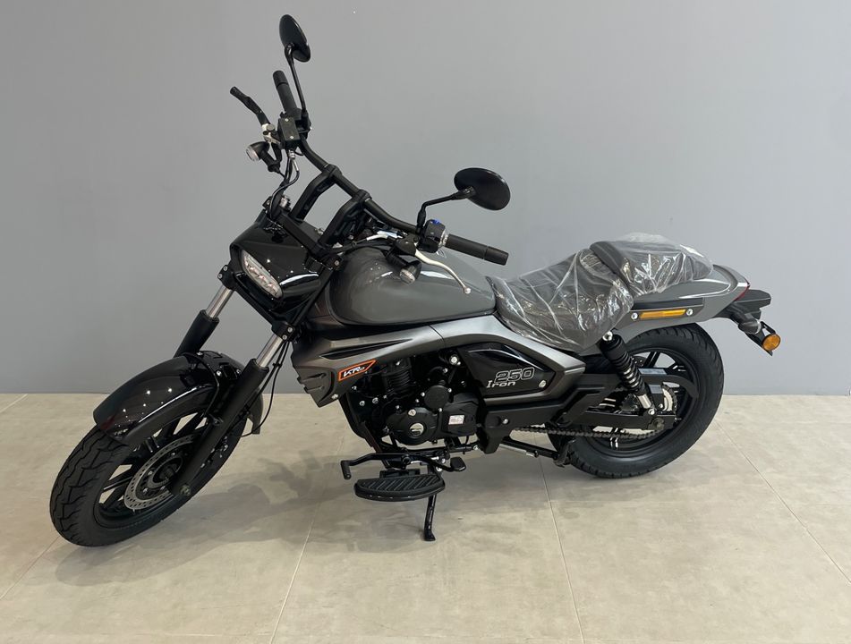 SHINERAY IRON 250 EFI