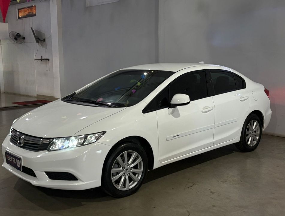 Honda Civic Sedan LXS 1.8/1.8 Flex 16V Mec. 4p