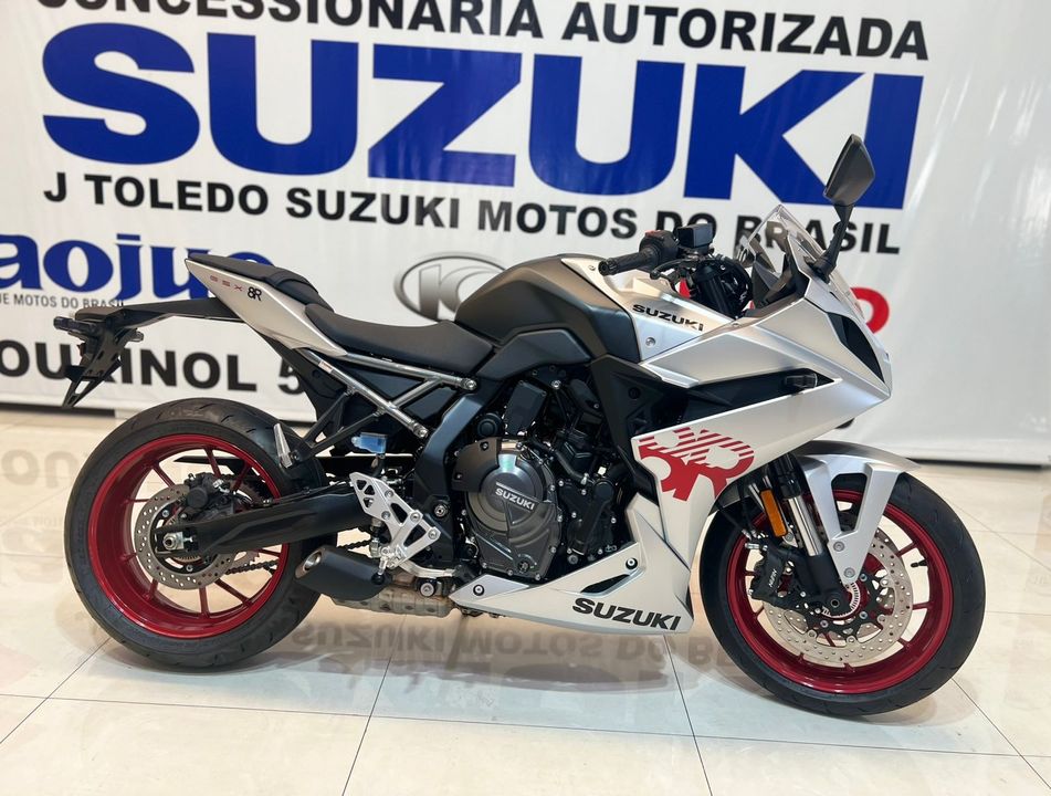 SUZUKI GSX-8R