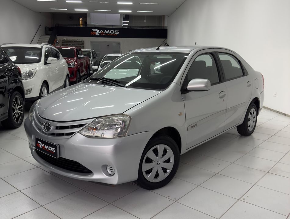 Toyota ETIOS XS Sedan1.5 Flex 16V 4p Mec.