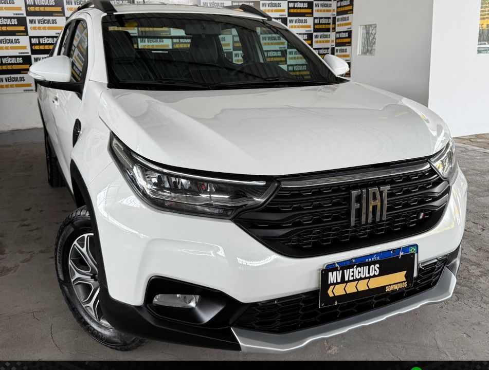 Fiat Strada Volcano 1.3 Flex 8V CD