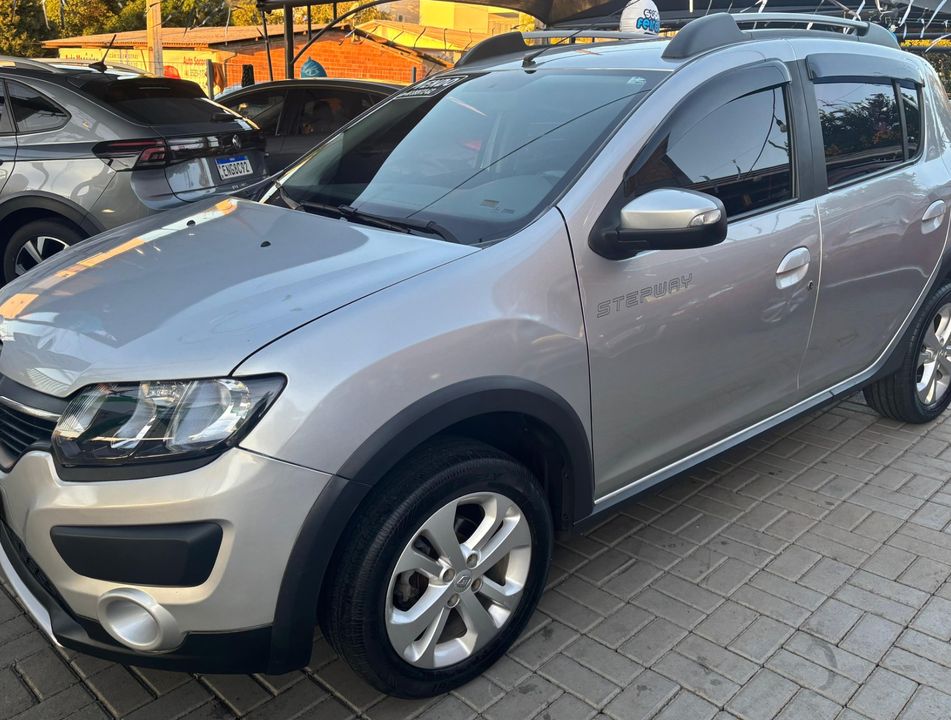 Renault SANDERO STEPWAY Flex 1.6 16V 5p
