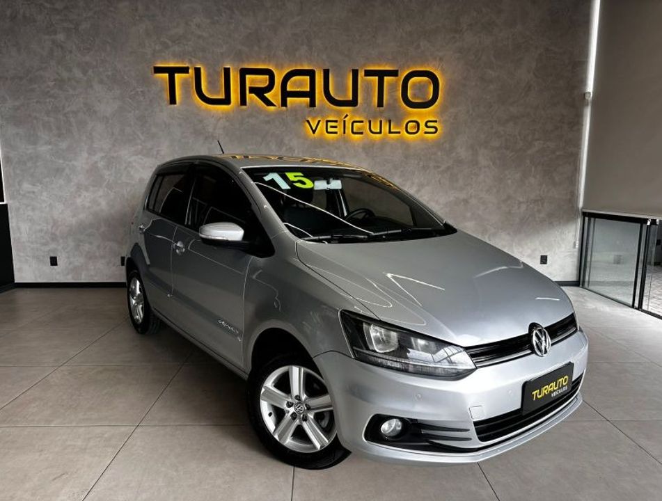 VolksWagen Fox Comfortline 1.6 Flex 8V 5p