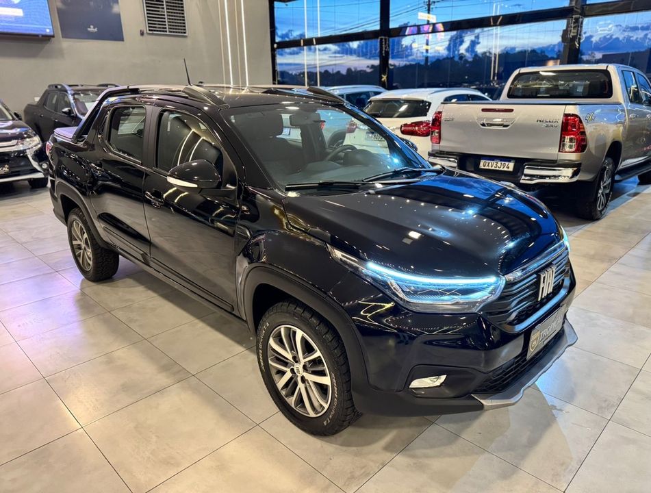 Fiat Strada Volcano 1.3 Flex 8V CD