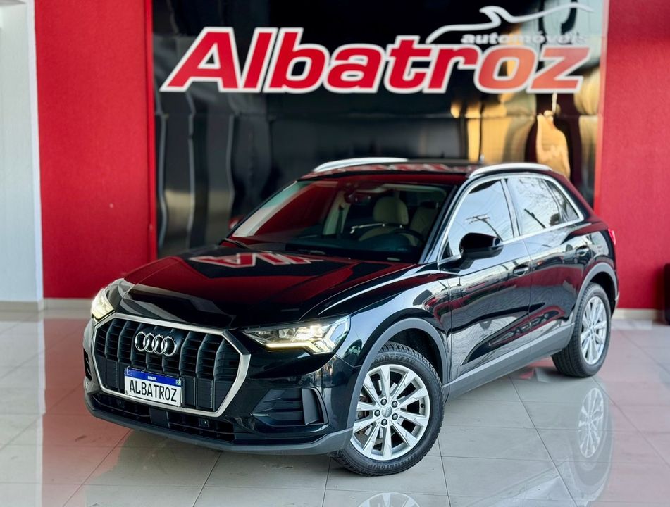 Audi Q3 P. Plus 1.4 TFSI Flex/P.Plus S-tronic