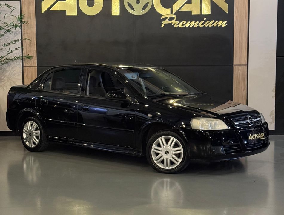 Chevrolet Astra 2.0 8V/ CD 2.0 8V Hatchback 5p Mec