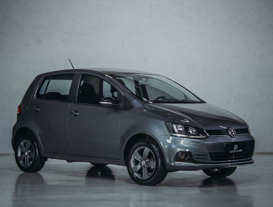 VolksWagen Fox Connect 1.6 Flex 8V 5p