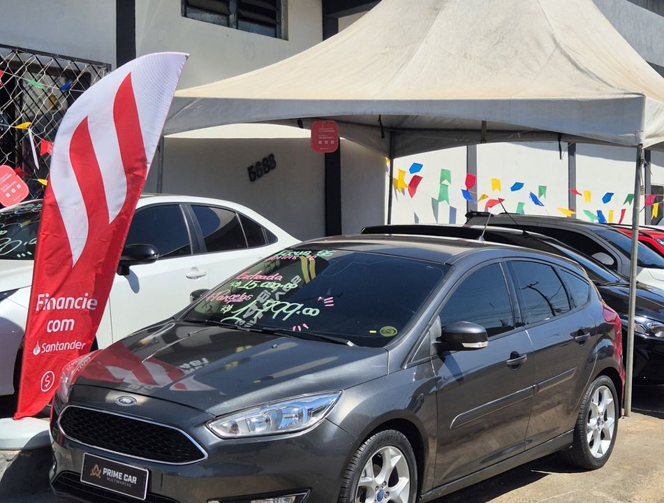 Ford Focus 1.6 S/SE/SE Plus Flex 8V/16V  5p