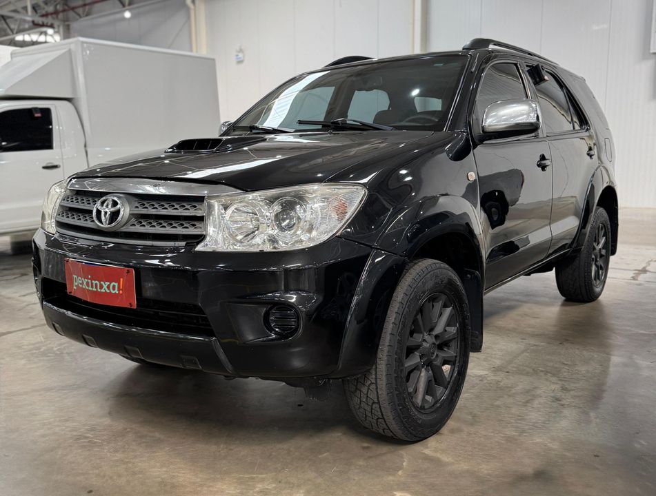 Toyota Hilux SW4 SRV D4-D 4x4 3.0 TDI Dies. Aut