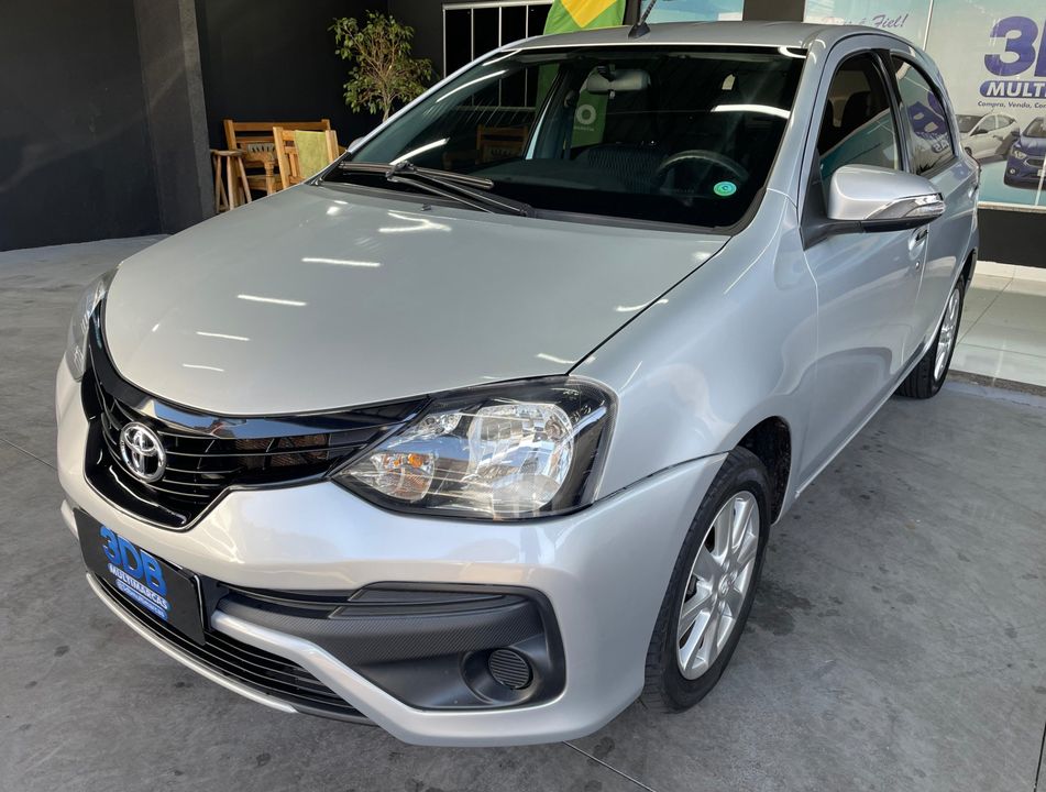 Toyota ETIOS X Plus 1.5 Flex 16V 5p Aut.