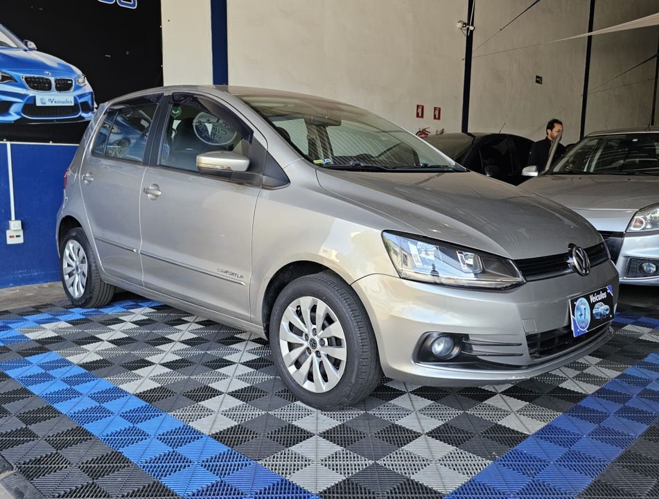 VolksWagen Fox Comfortline 1.0 Flex 8V 5p