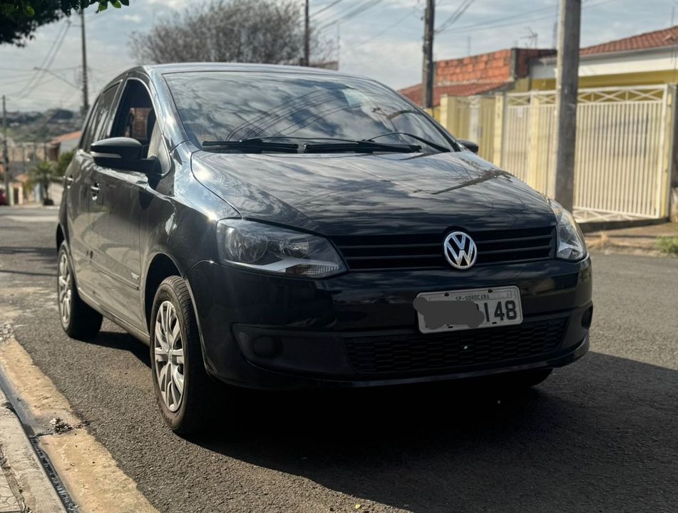 VolksWagen Fox 1.6 Mi Total Flex 8V 5p