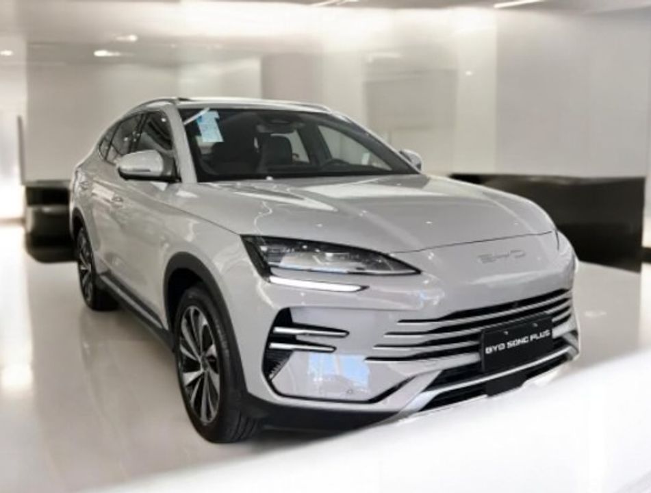 BYD 1.5 DM-I HÍBRIDO AUTOMÁTICO