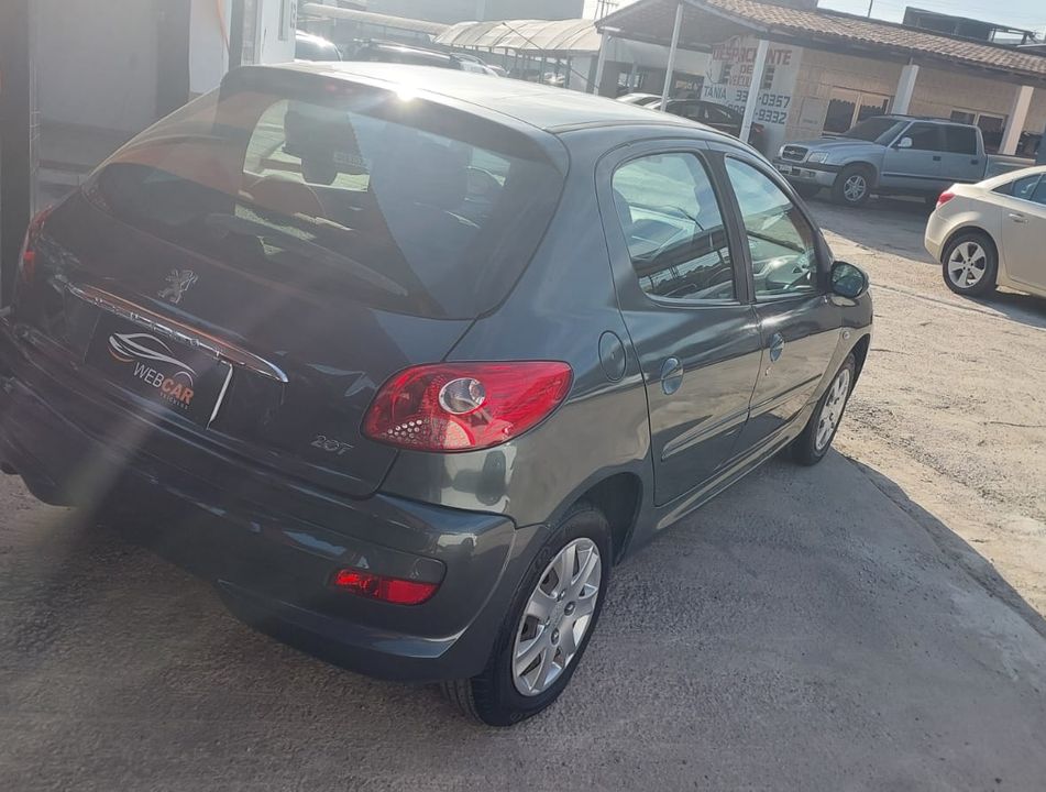 Peugeot 207 XR 1.4 Flex 8V 5p