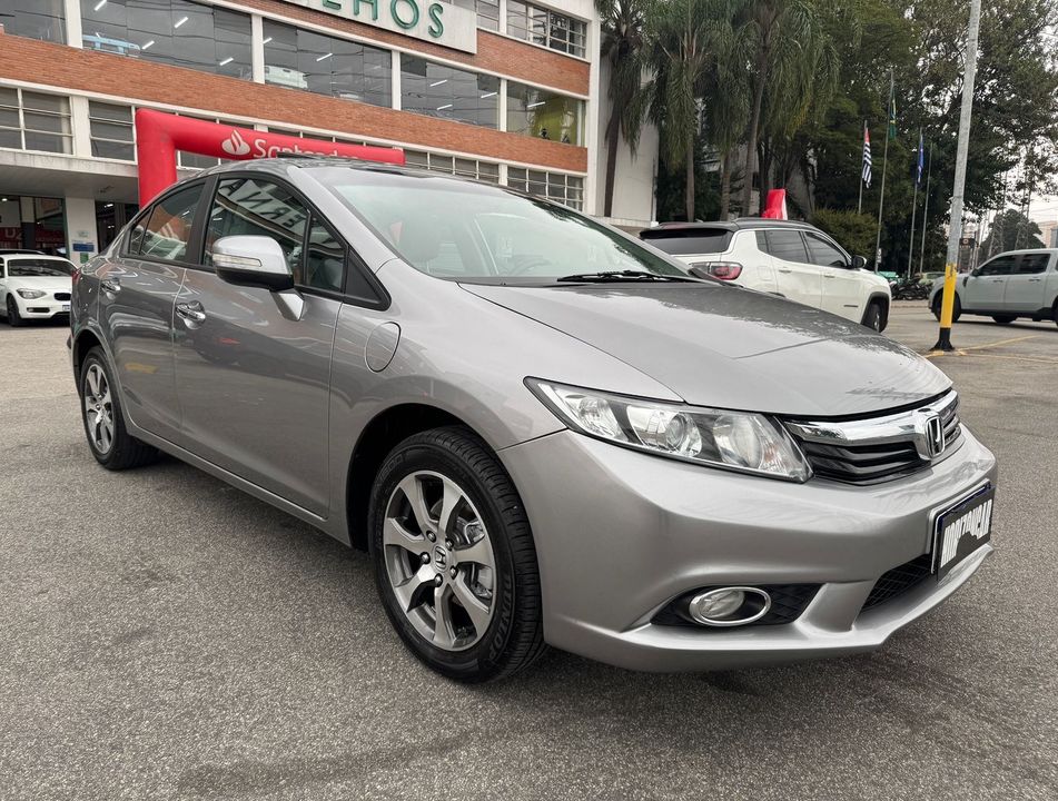 Honda Civic Sedan EXS 1.8/1.8 Flex 16V Aut. 4p