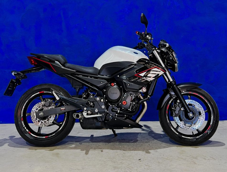 YAMAHA XJ6 N/ABS