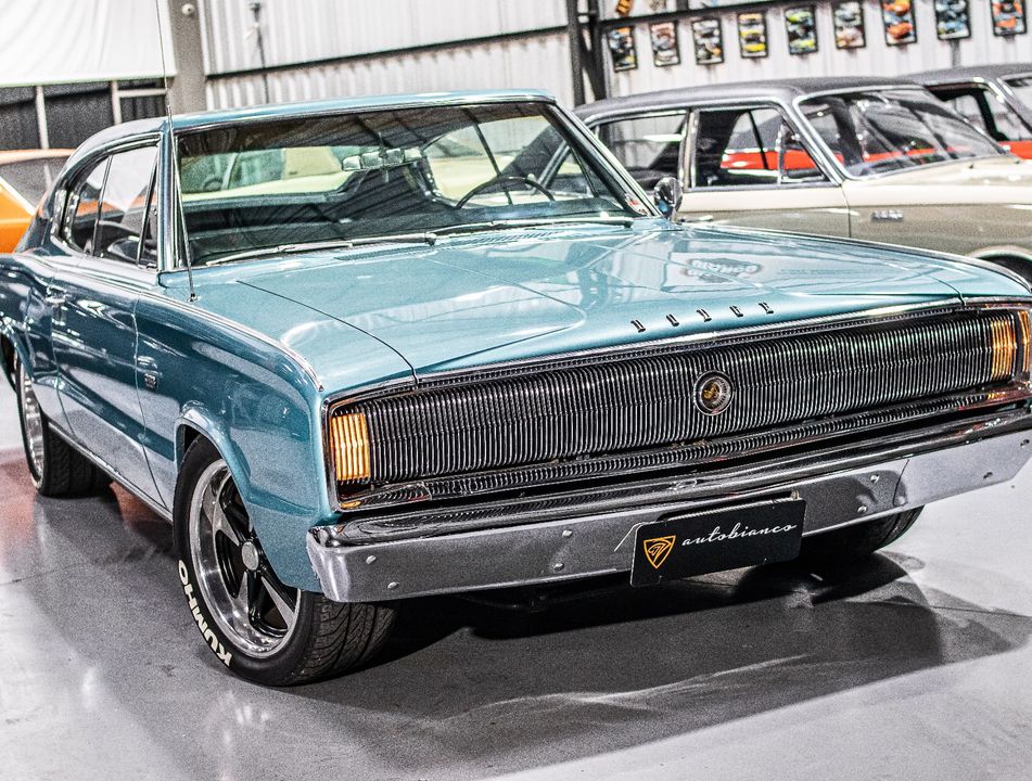 Dodge CHARGER