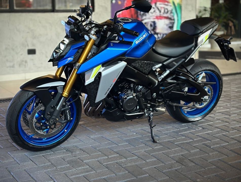 SUZUKI GSX-S 1000