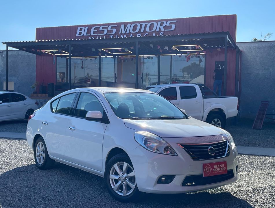 Nissan VERSA SL 1.6 16V Flex Fuel 4p Mec.