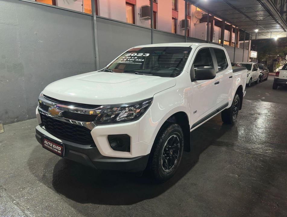 Chevrolet S10 2.8 LS Cabine Dupla 4WD