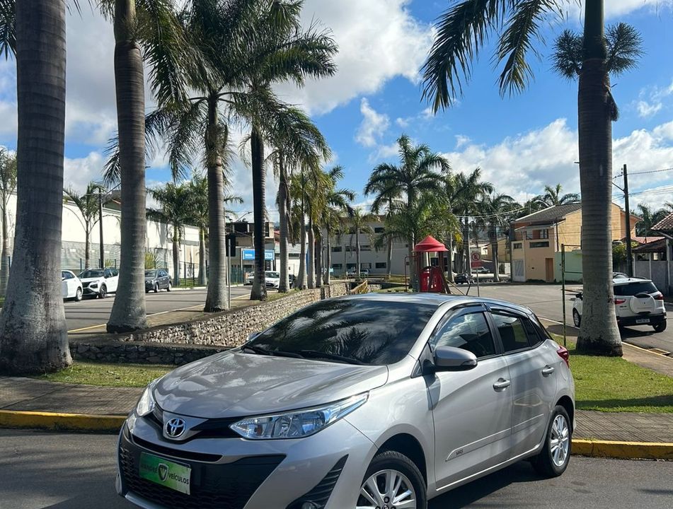 Toyota YARIS XL 1.3 Flex 16V 5p Mec.