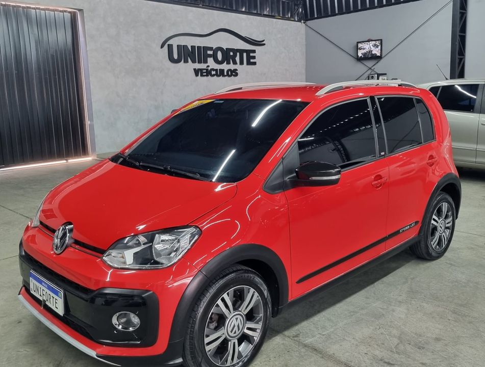 VolksWagen up! cross 1.0 TSI Total Flex 12V 5p