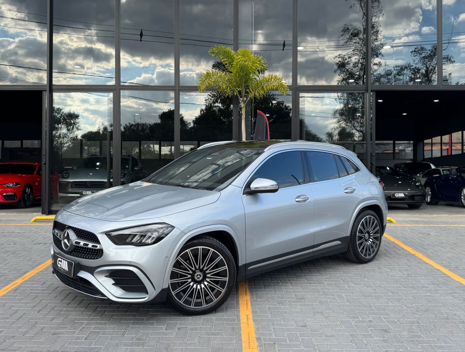 Mercedes GLA 200 AMG Line 1.3 16V TB Aut.(Híb.)