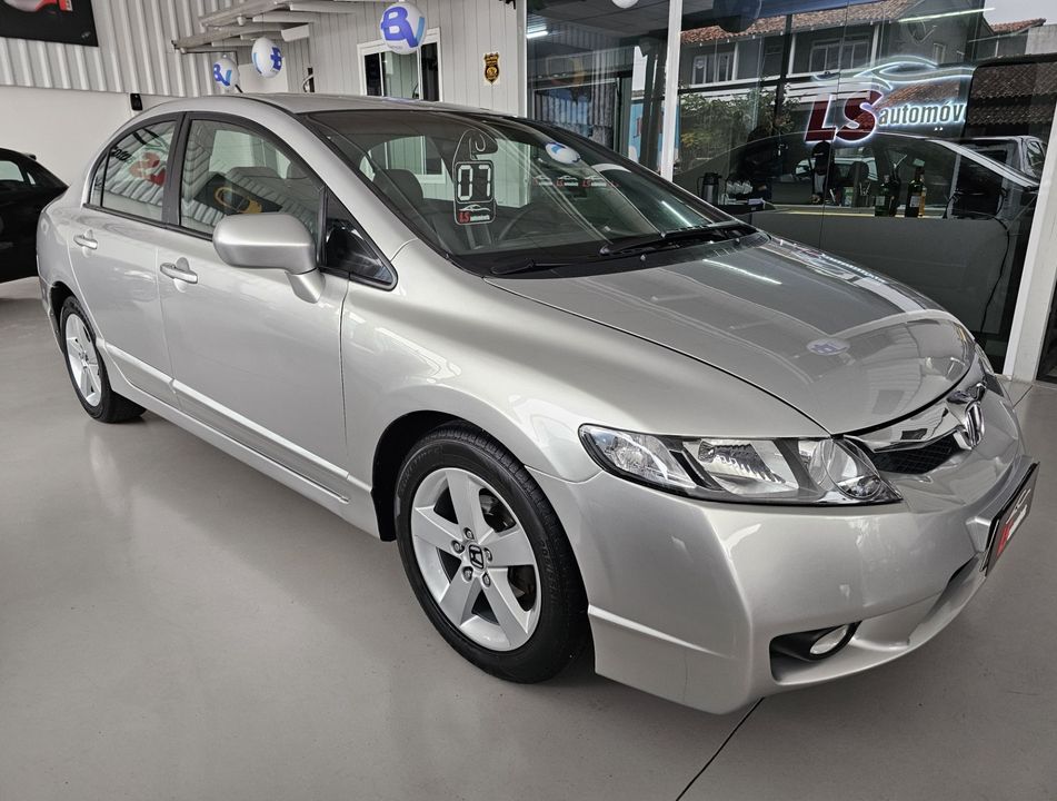 Honda Civic Sedan LXS 1.8/1.8 Flex 16V Aut. 4p