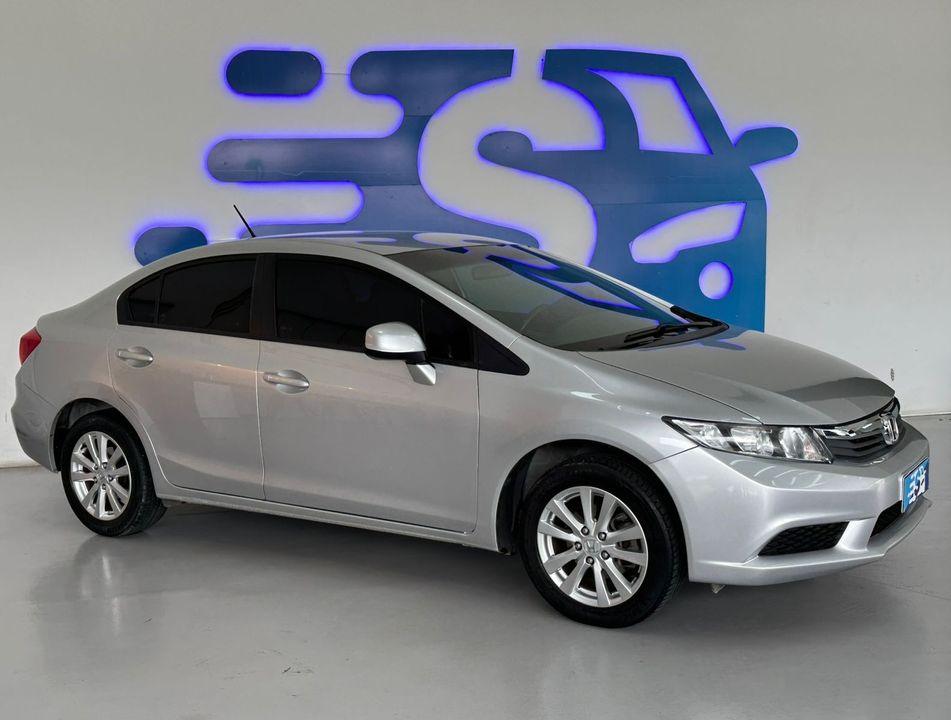 Honda Civic Sedan LXS 1.8/1.8 Flex 16V Aut. 4p