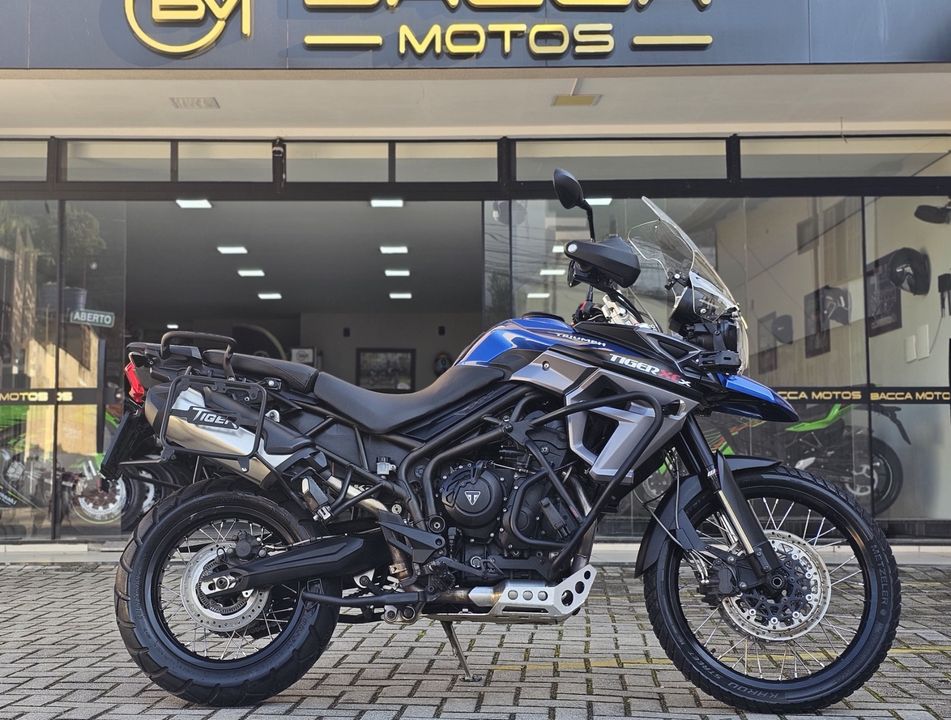 TRIUMPH TIGER 800 XCX