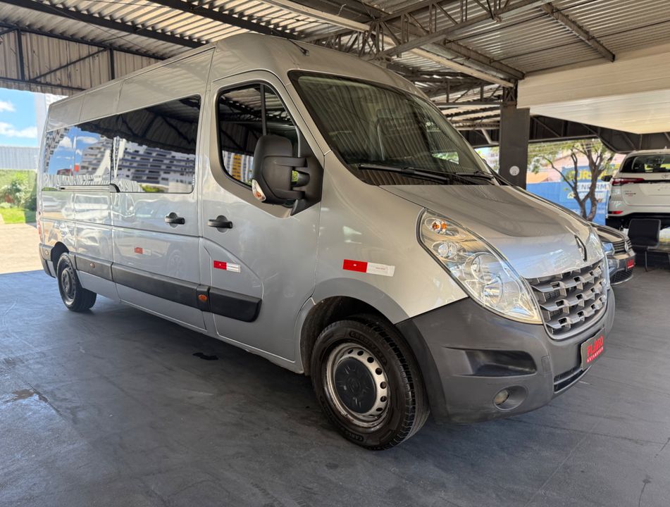 Renault Master 2.3 dCi Executive Longo 16L Dies