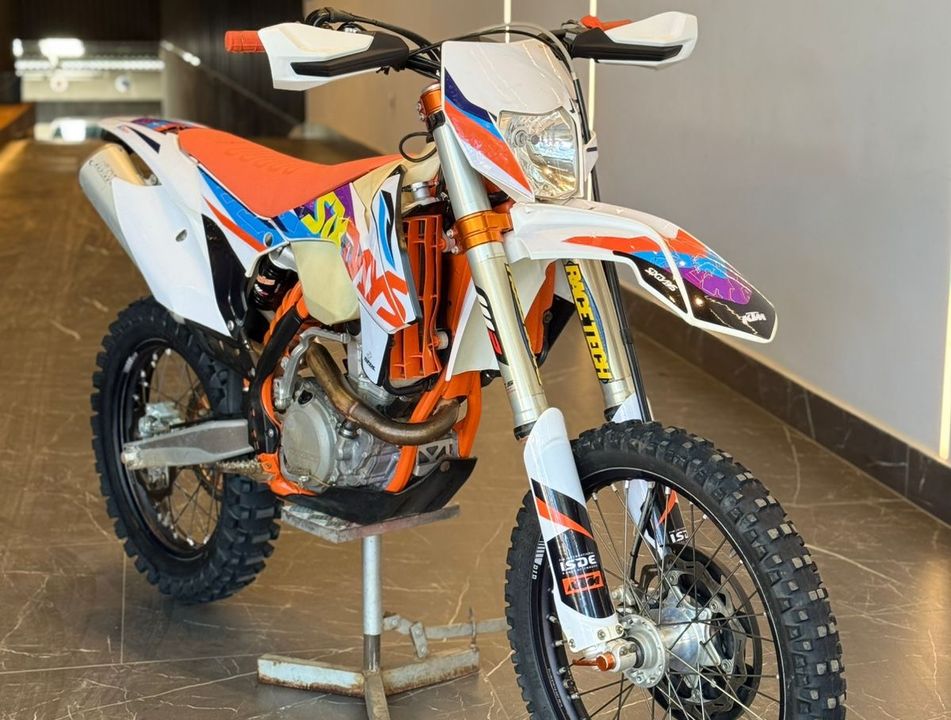 KTM DUKE 390