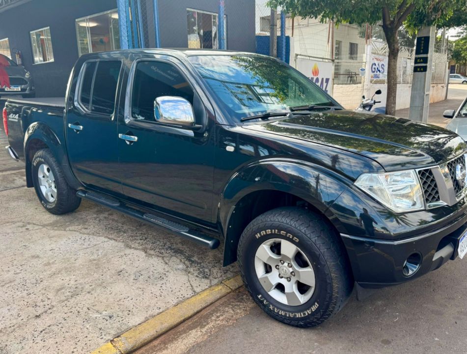Nissan Frontier XE  CD 4x4 2.5 TB Diesel