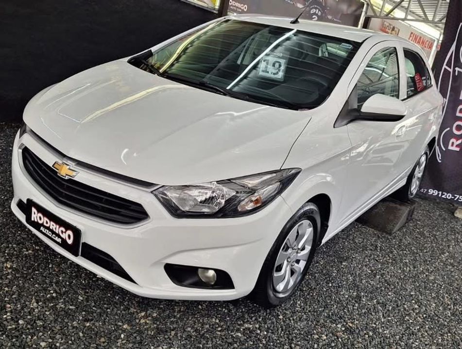 Chevrolet ONIX HATCH LT 1.0 8V FlexPower 5p Mec.