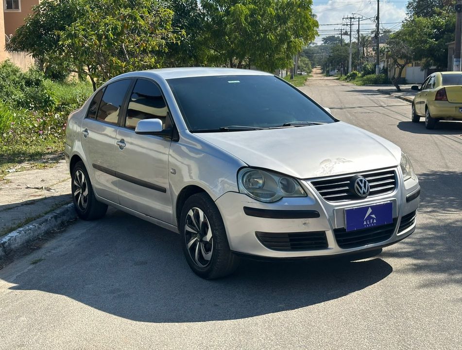 VolksWagen Polo Sedan 1.6 Mi Total Flex 8V 4p