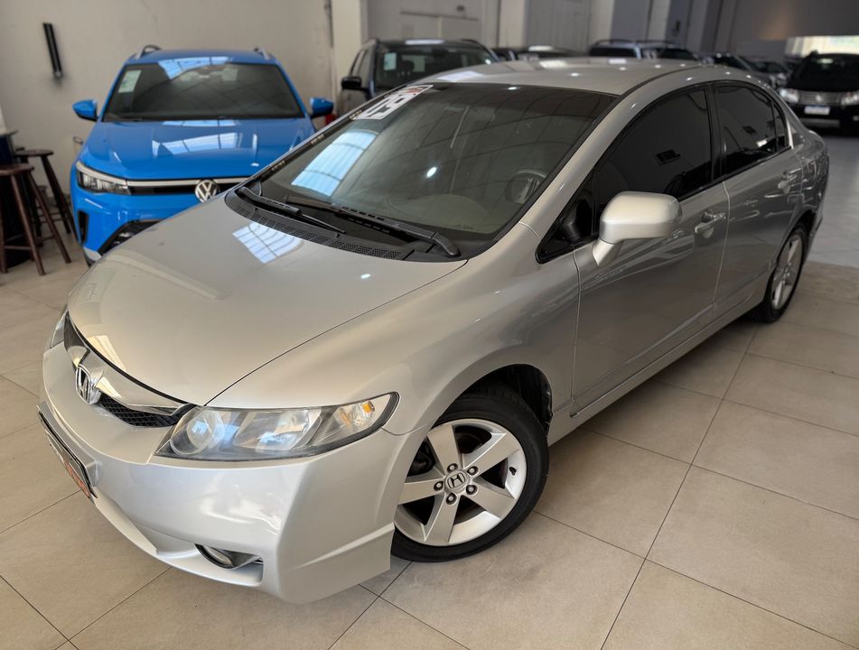 Honda Civic Sedan LXS 1.8/1.8 Flex 16V Mec. 4p