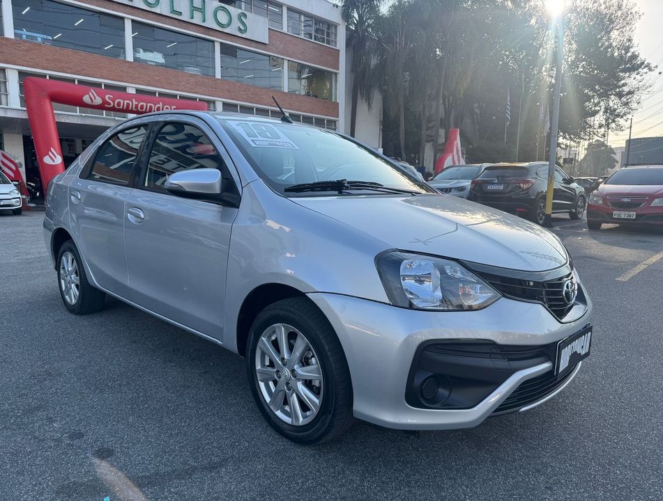 Toyota ETIOS X Plus Sedan 1.5 Flex 16V 4p Aut.